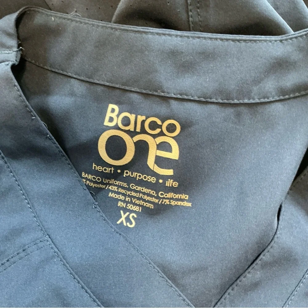 Barco One Womens XS Navy 2 Piece Jogger Scrub Set Drawstring Bottoms - Picture 12 of 12